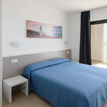 Residenza Verde ลินญาโน ซับเบียโดโร ภายนอก รูปภาพ