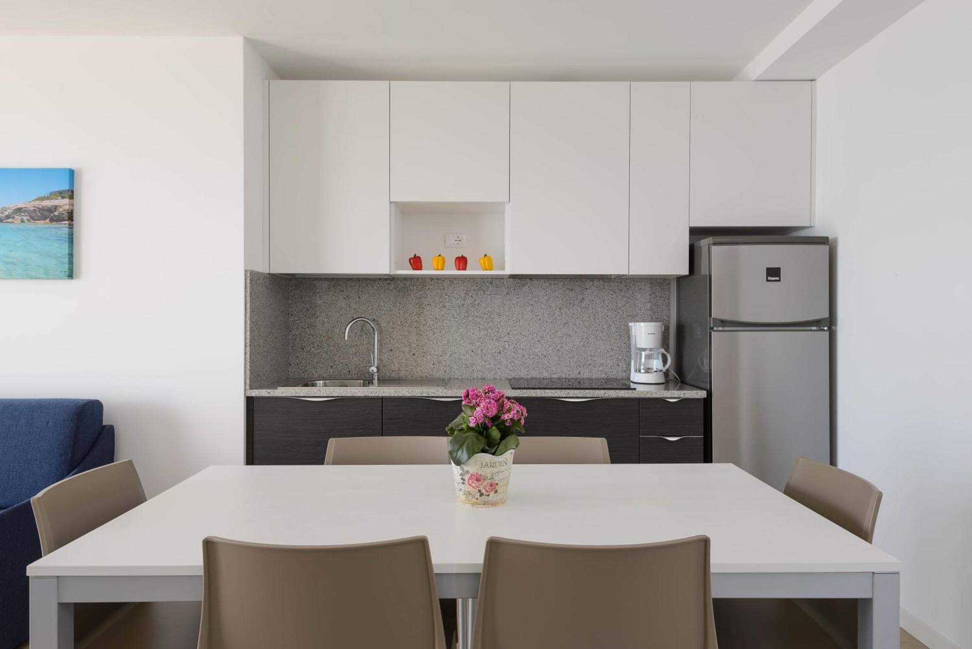 Residenza Verde ลินญาโน ซับเบียโดโร ภายนอก รูปภาพ